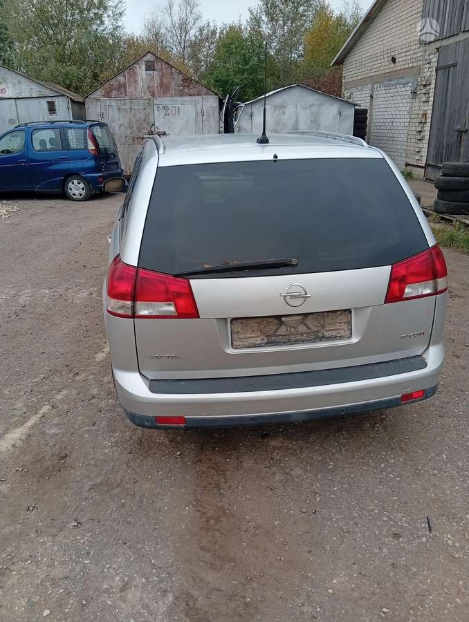 Opel Vectra по частям