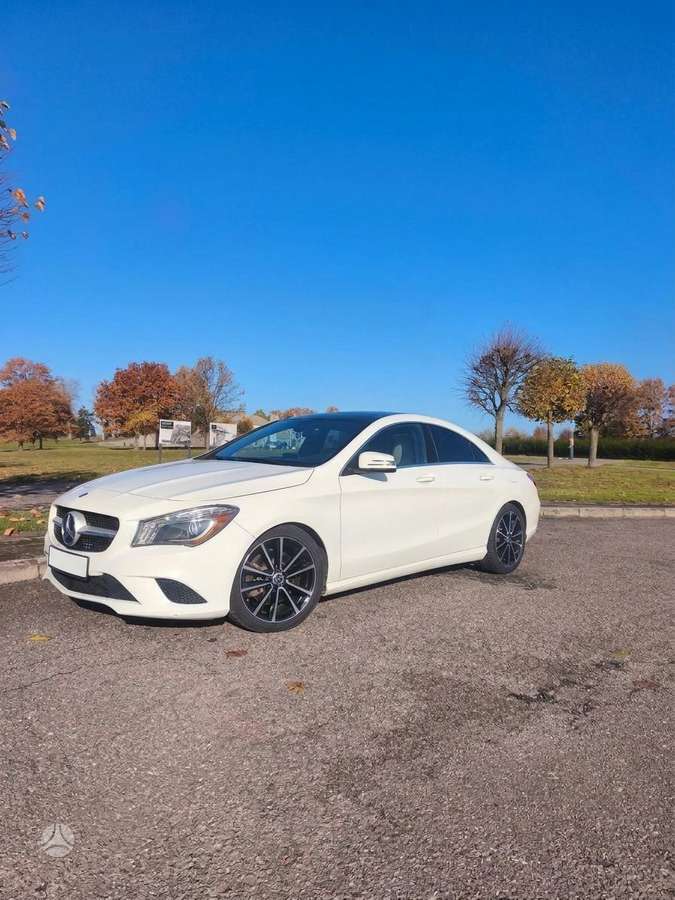 Mercedes-Benz CLA250