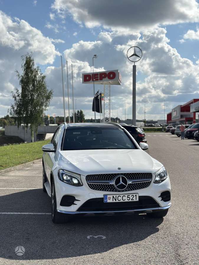 Mercedes-Benz GLC250