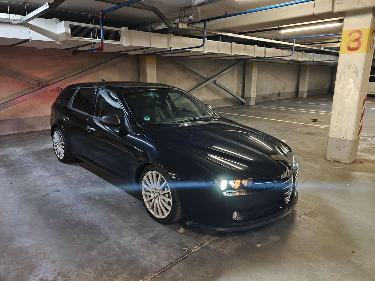 Alfa Romeo 159