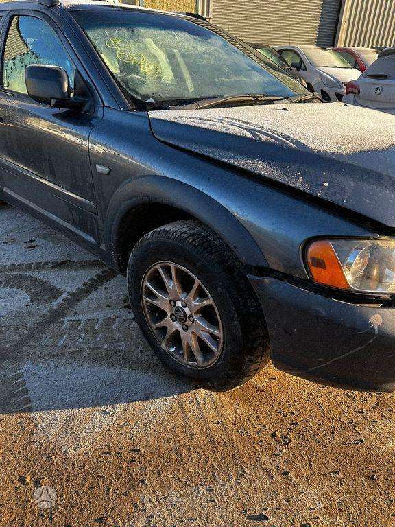 Volvo XC70