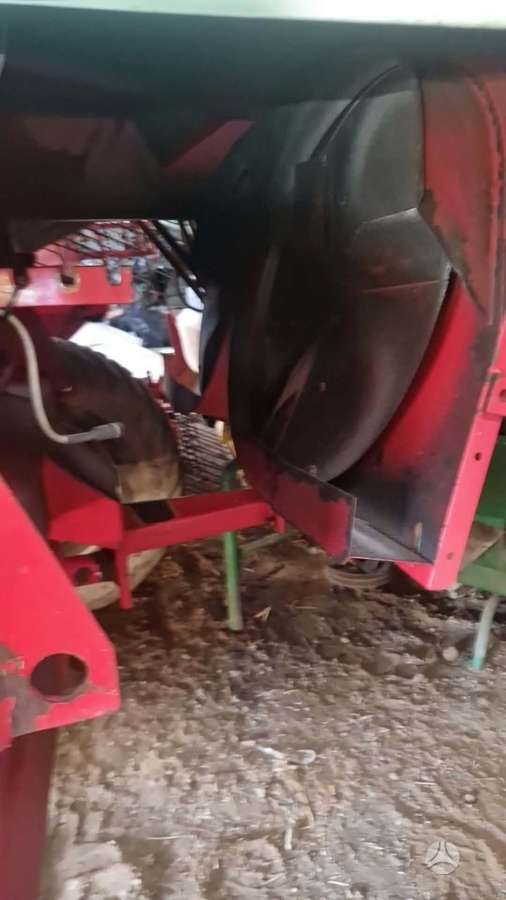 Massey Ferguson 36, комбайны