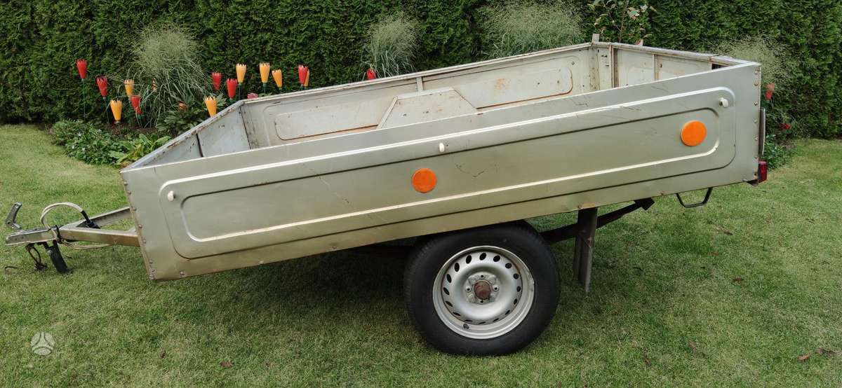 -Kita- O1, passenger car trailers