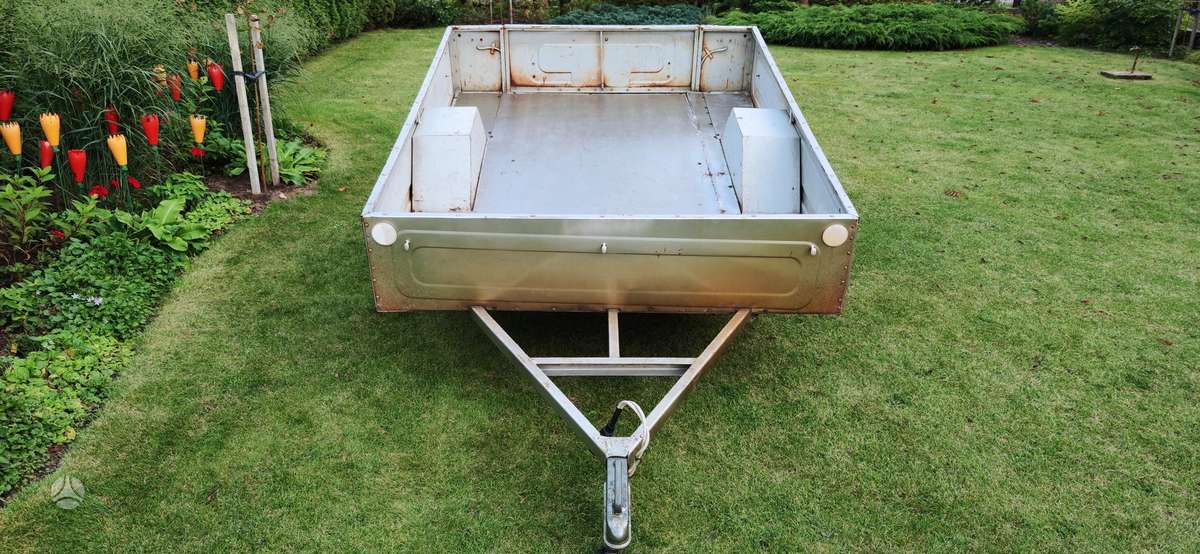 -Kita- O1, passenger car trailers
