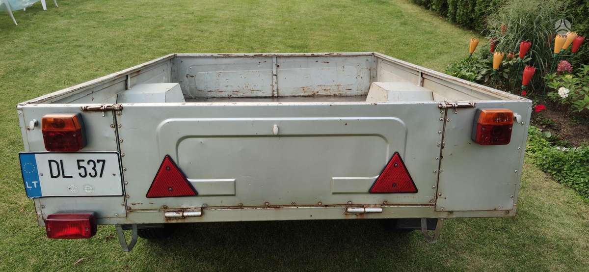 -Kita- O1, passenger car trailers
