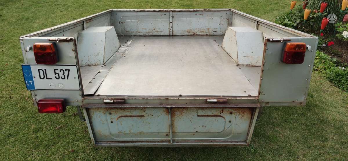 -Kita- O1, passenger car trailers