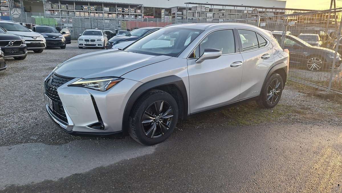Lexus UX 250h
