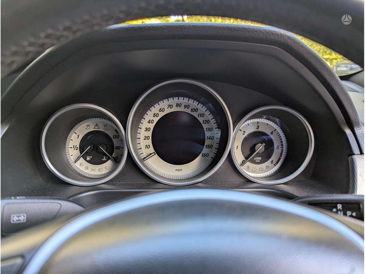 Mercedes-Benz E klasė engine