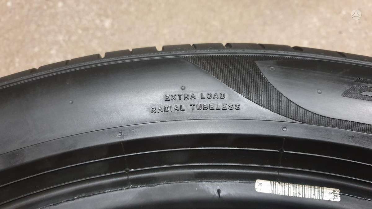 Pirelli PZero TM, summer 285/40 R21