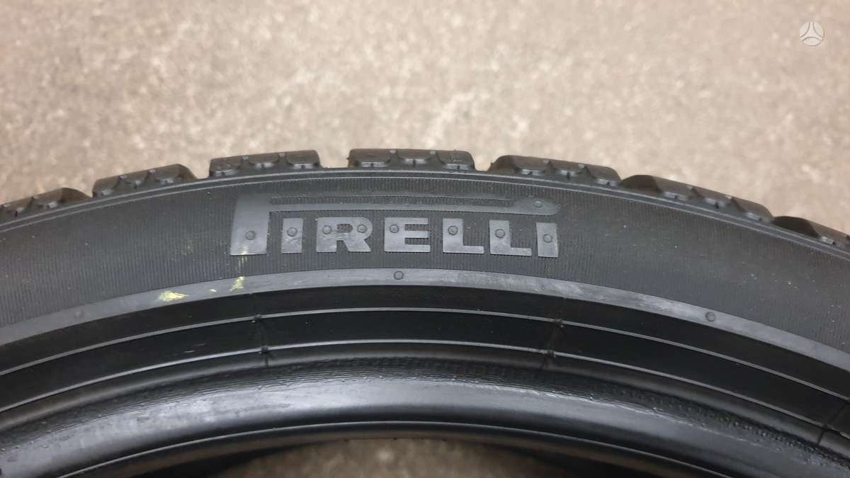 Pirelli PZero Winter, зимние 255/35 R19