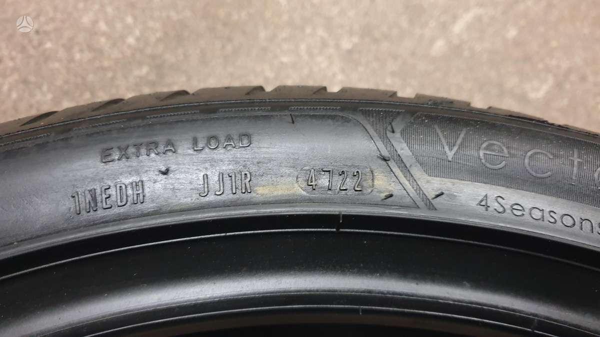Goodyear Vector4Seasons, universalios 255/40 R21