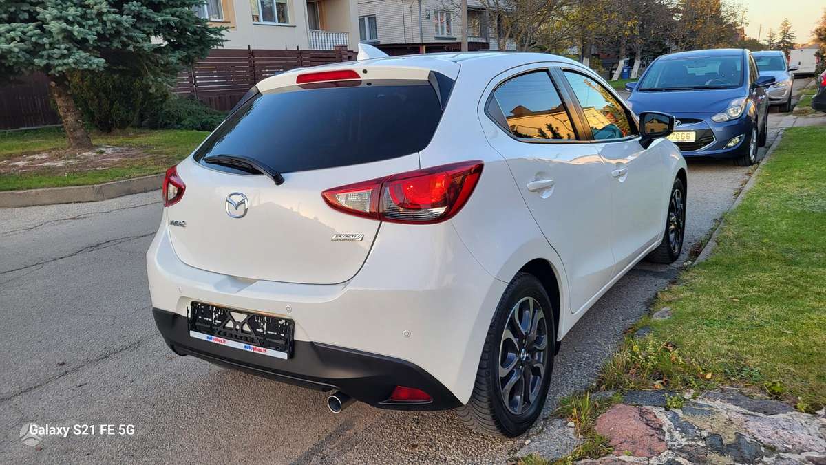 Mazda 2, 1.5 l., Хэтчбек