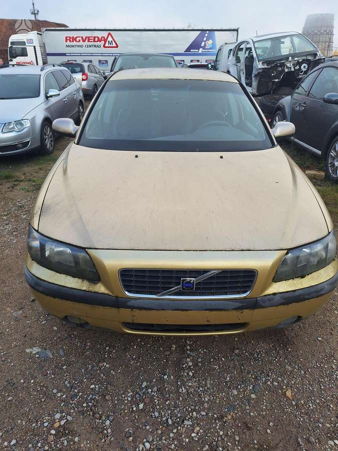 Volvo S60 по частям