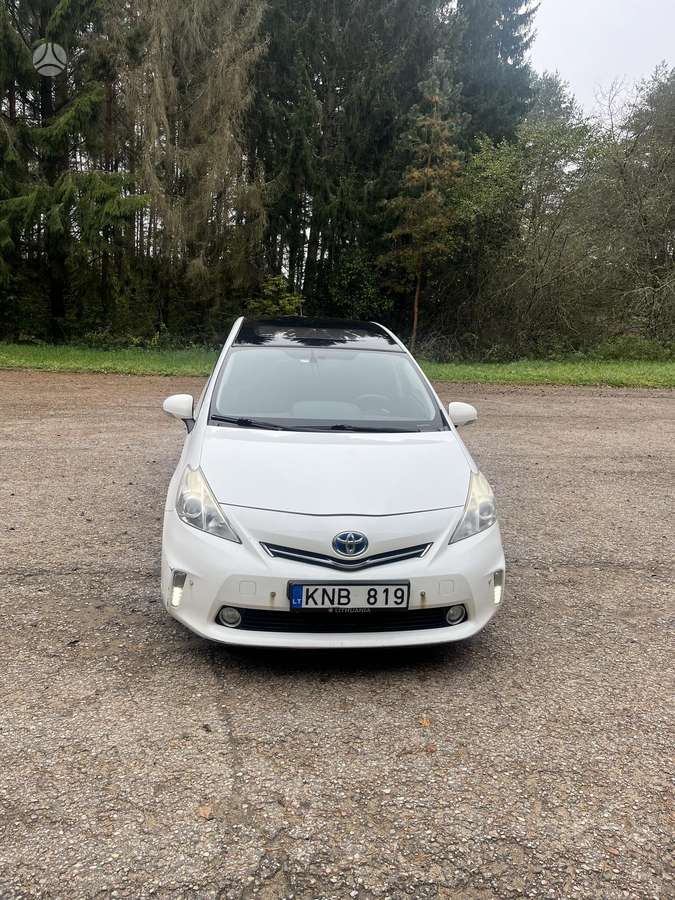 Toyota Prius+