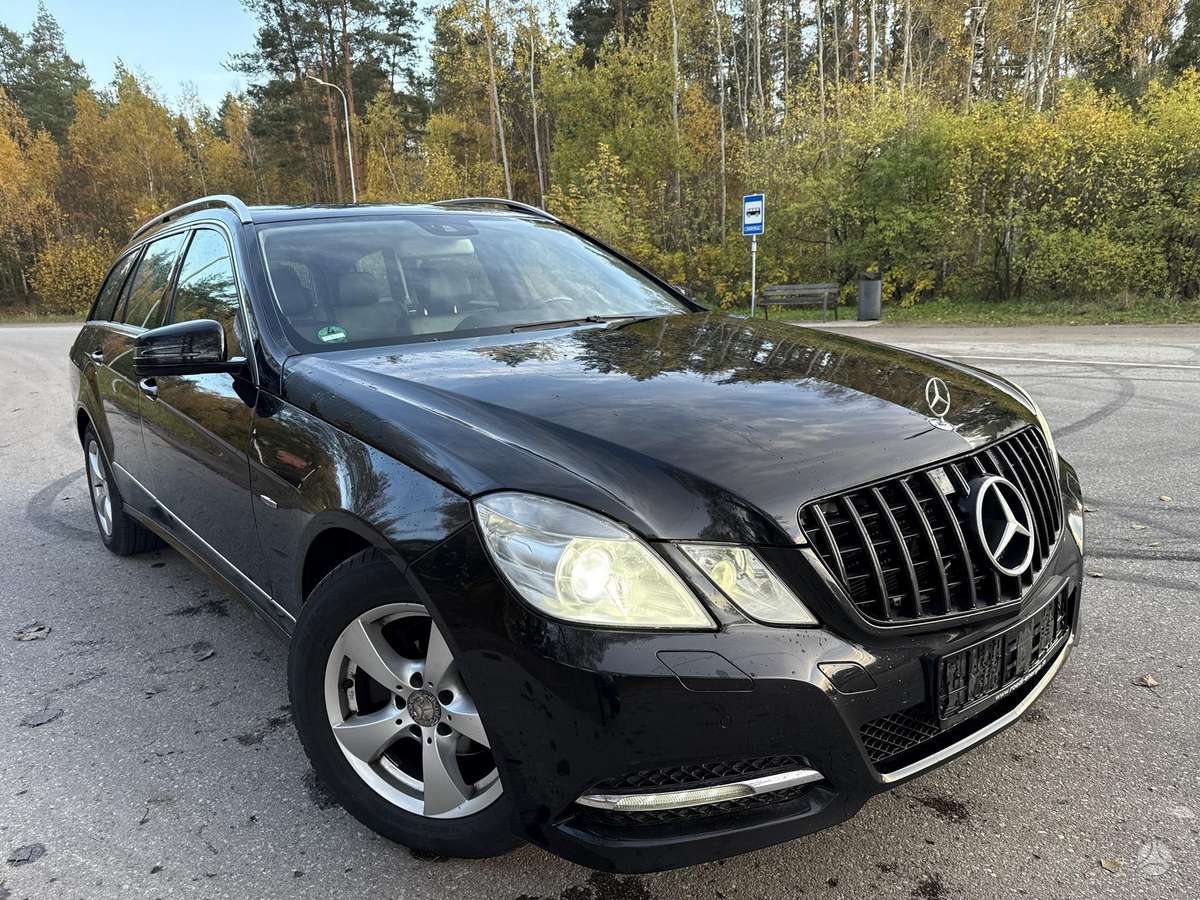 Mercedes-Benz E220