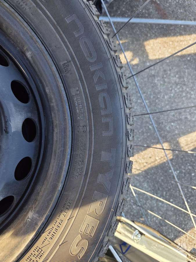 Nokian, всесезонные 215/65 R16