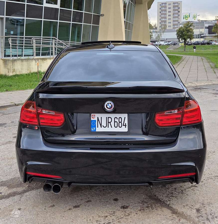 BMW 320, 2.0 l., Седан
