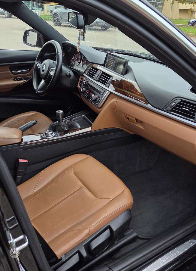 BMW 320, 2.0 l., Седан