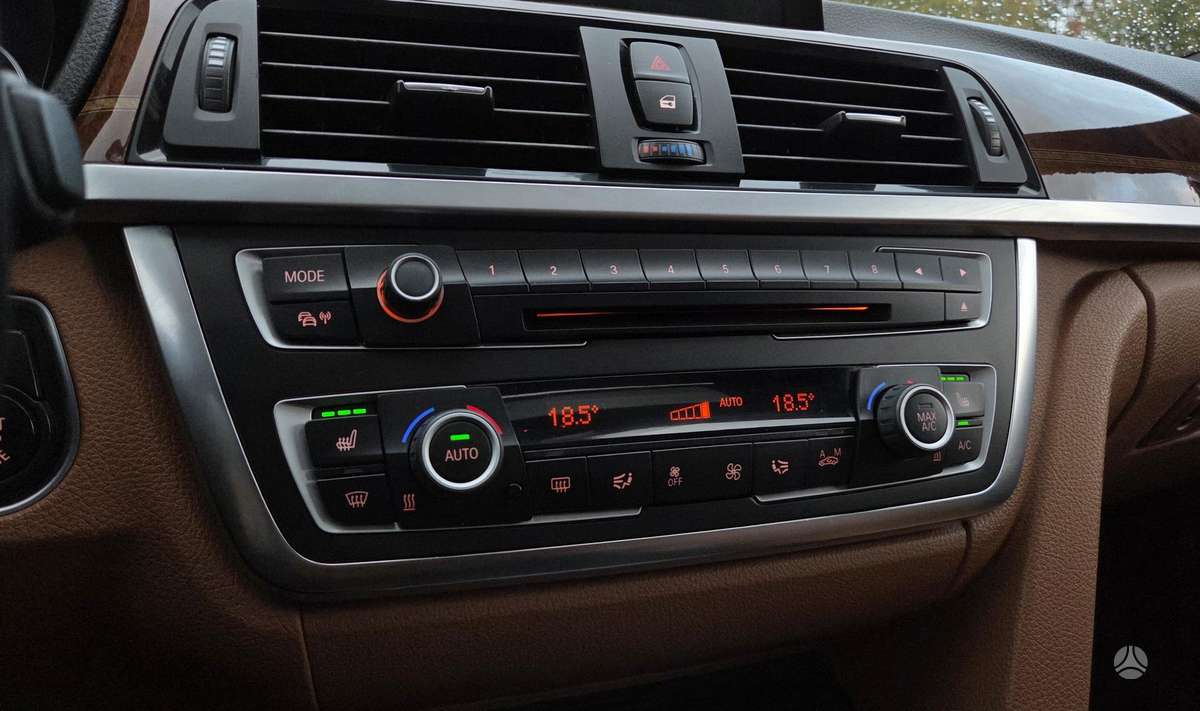 BMW 320, 2.0 l., Седан