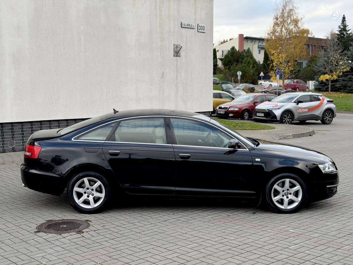 Audi A6, 2.0 l., Седан