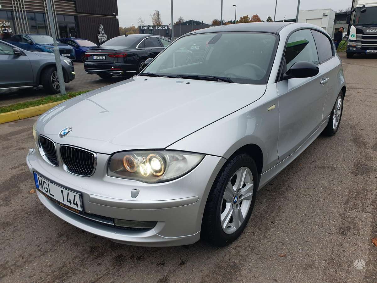 BMW 120