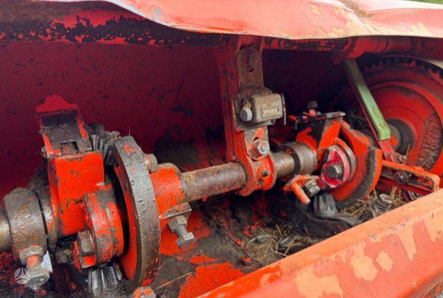 FAHR Rivalle 1, balers