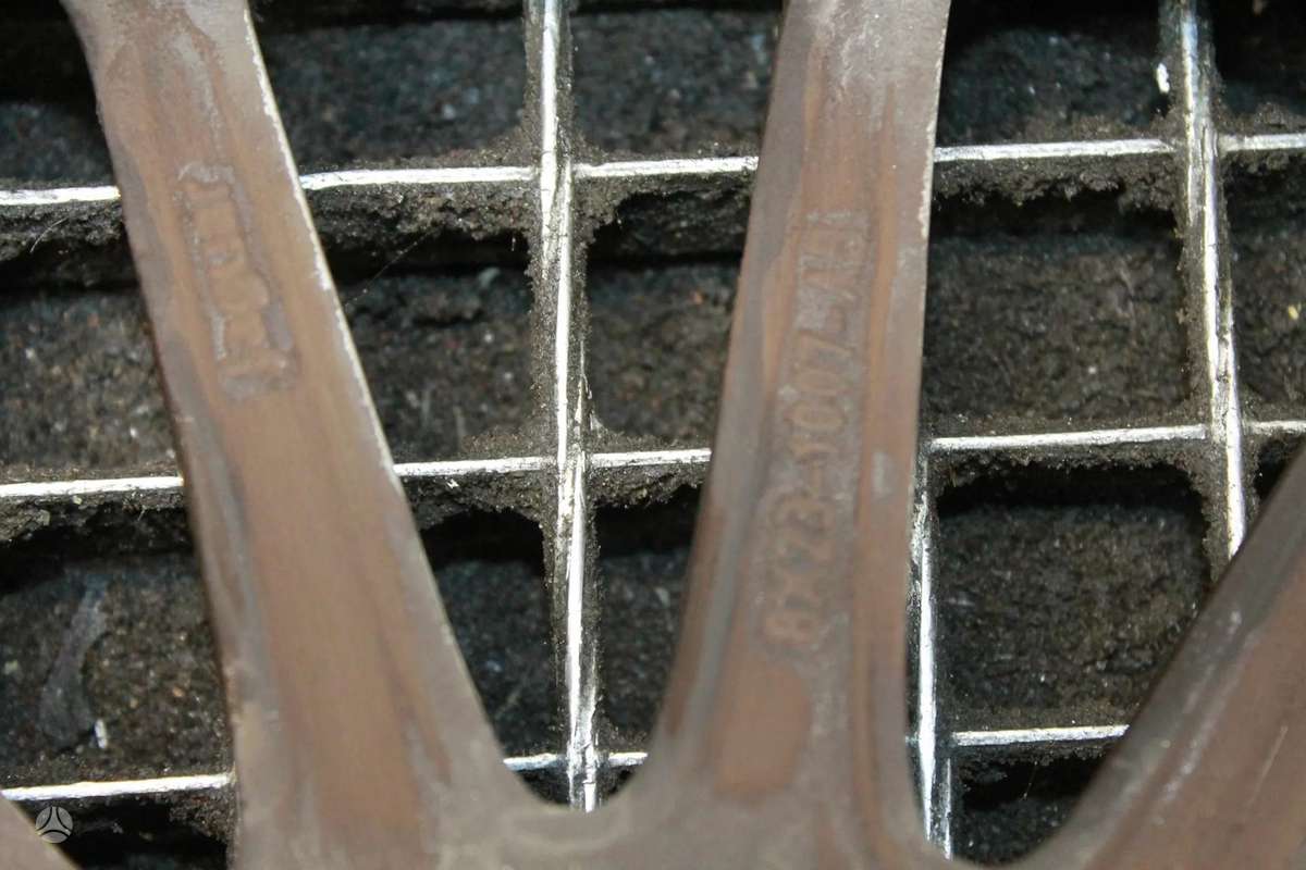 Jaguar, light alloy, R17