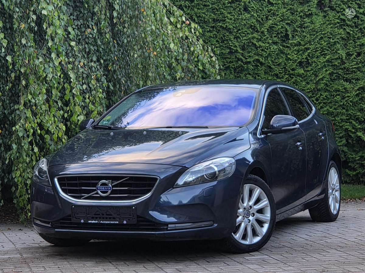 Volvo V40