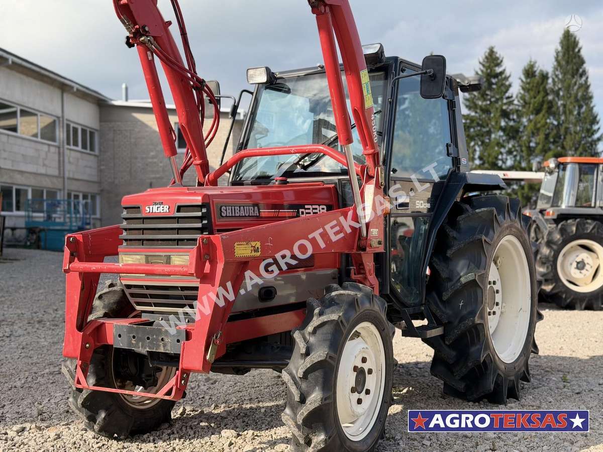 Shibaura D338, tractors