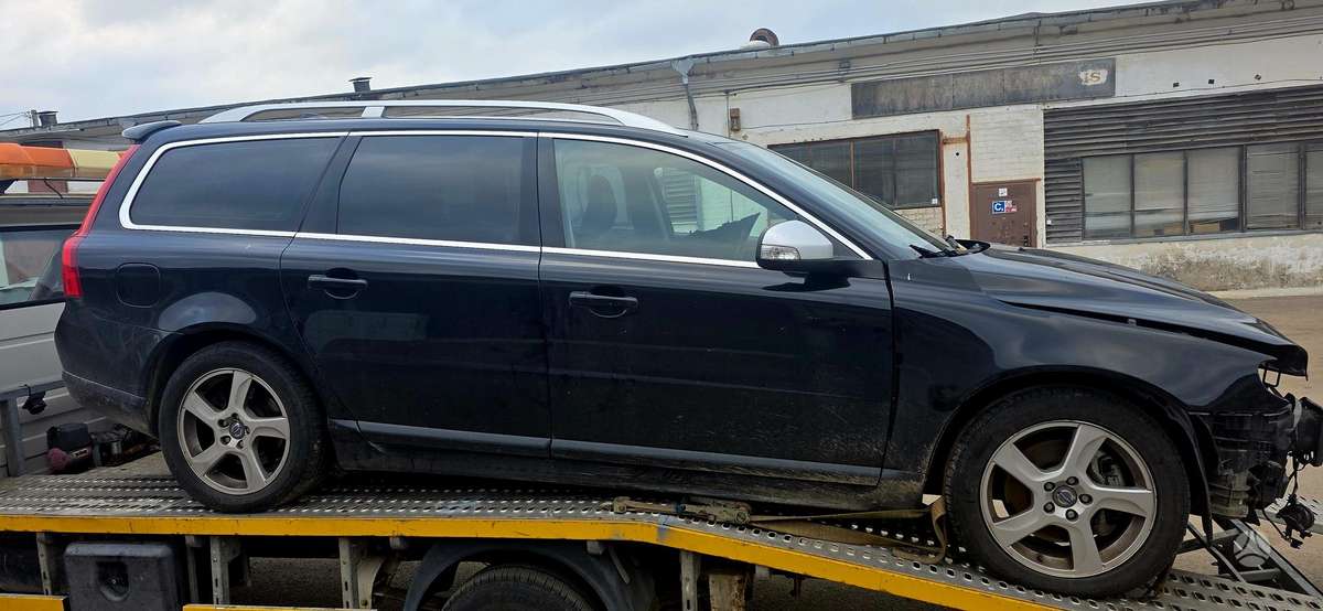Volvo V70 детали кузова