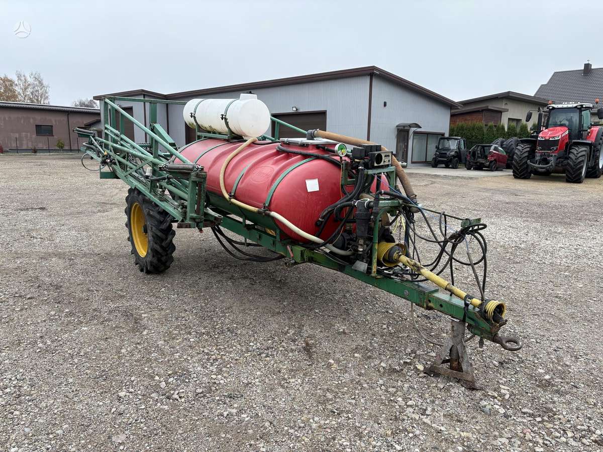 Moteska 18M-2000L, разбрызгиватели