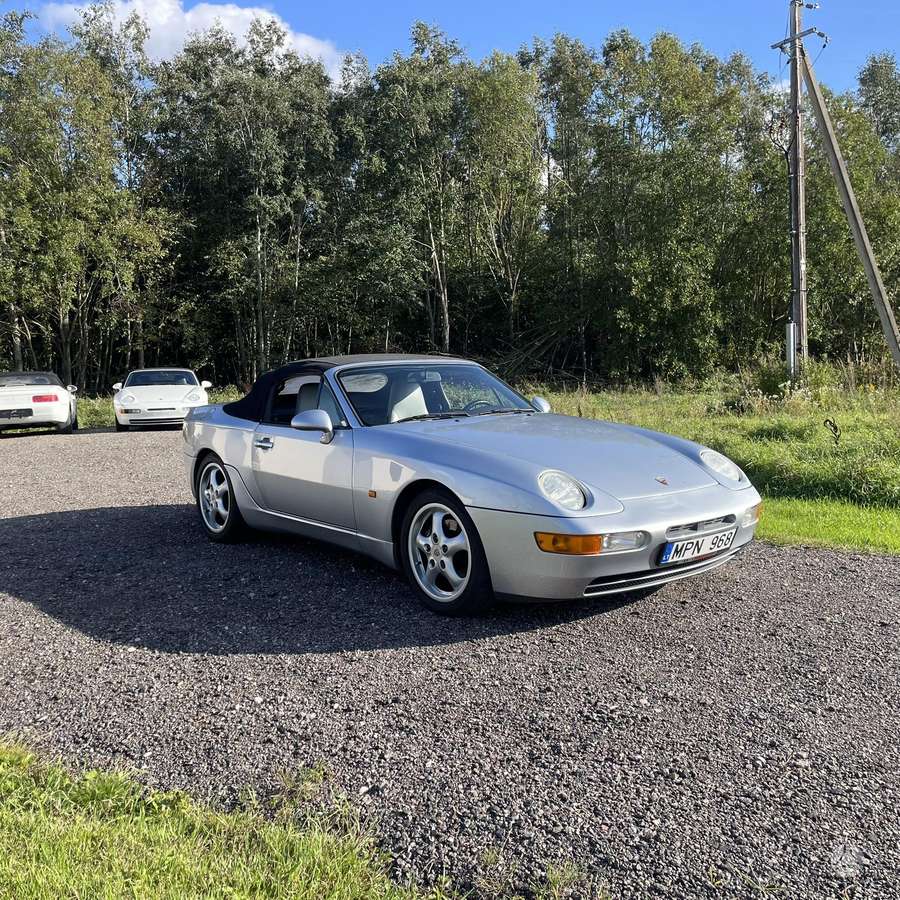 Porsche 968