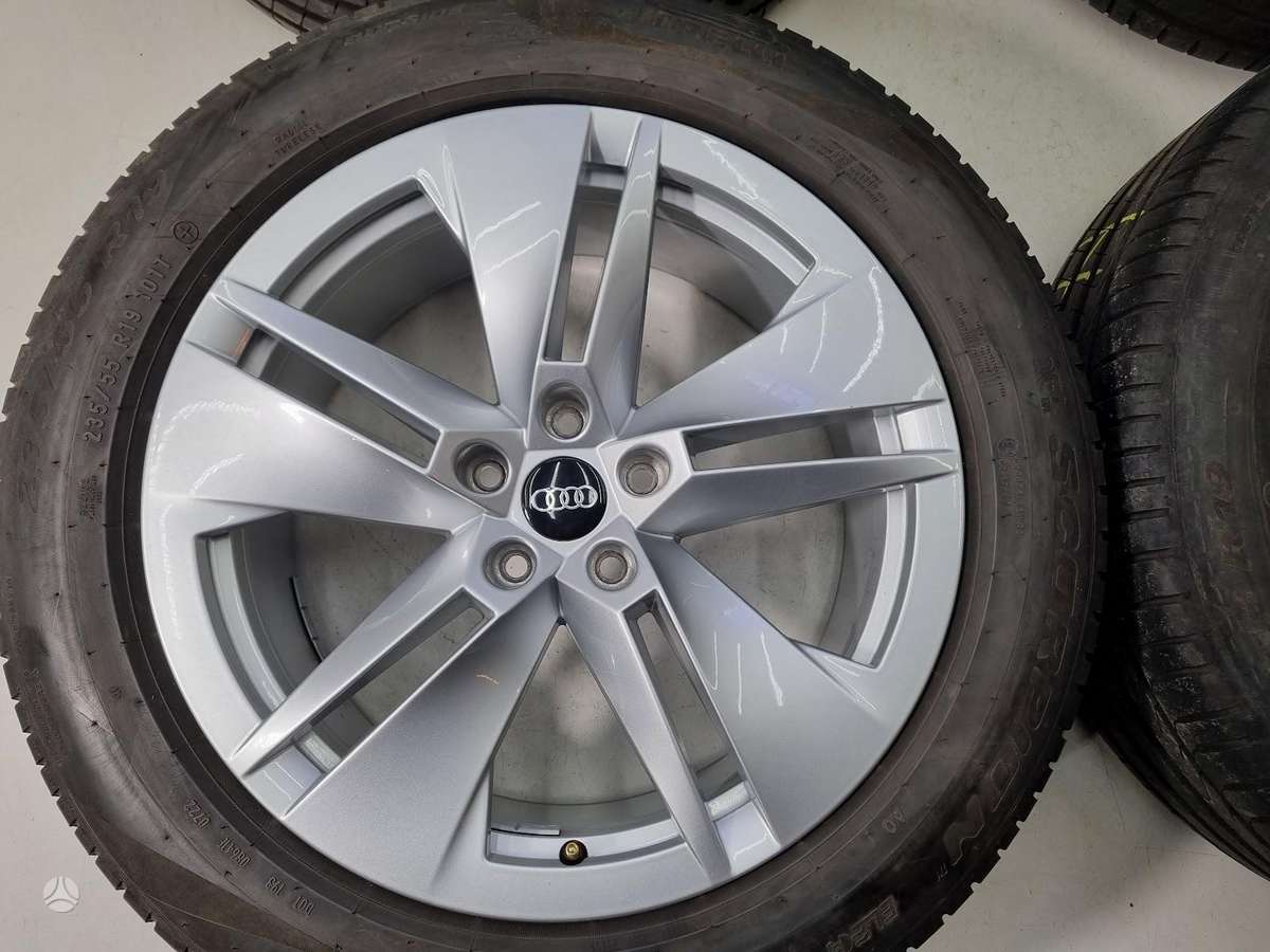 Audi Q4 E-tron, легкосплавные , R19