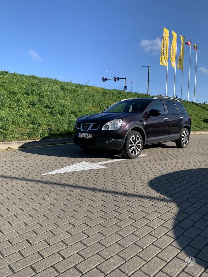 Nissan Qashqai+2