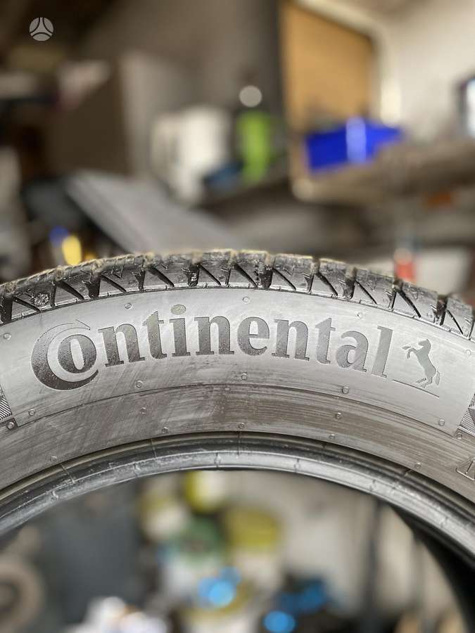 Continental, зимние 215/65 R17