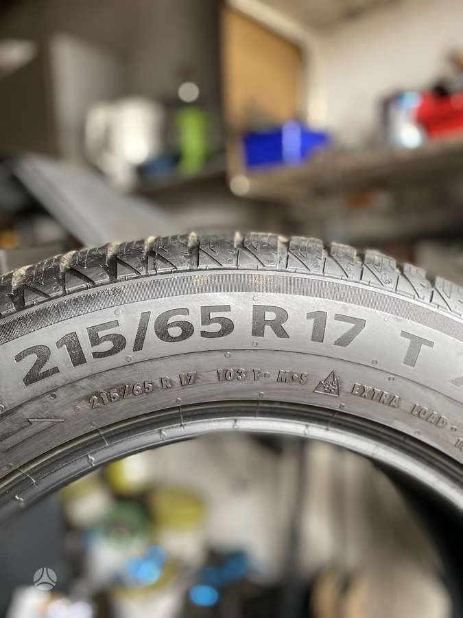 Continental, зимние 215/65 R17