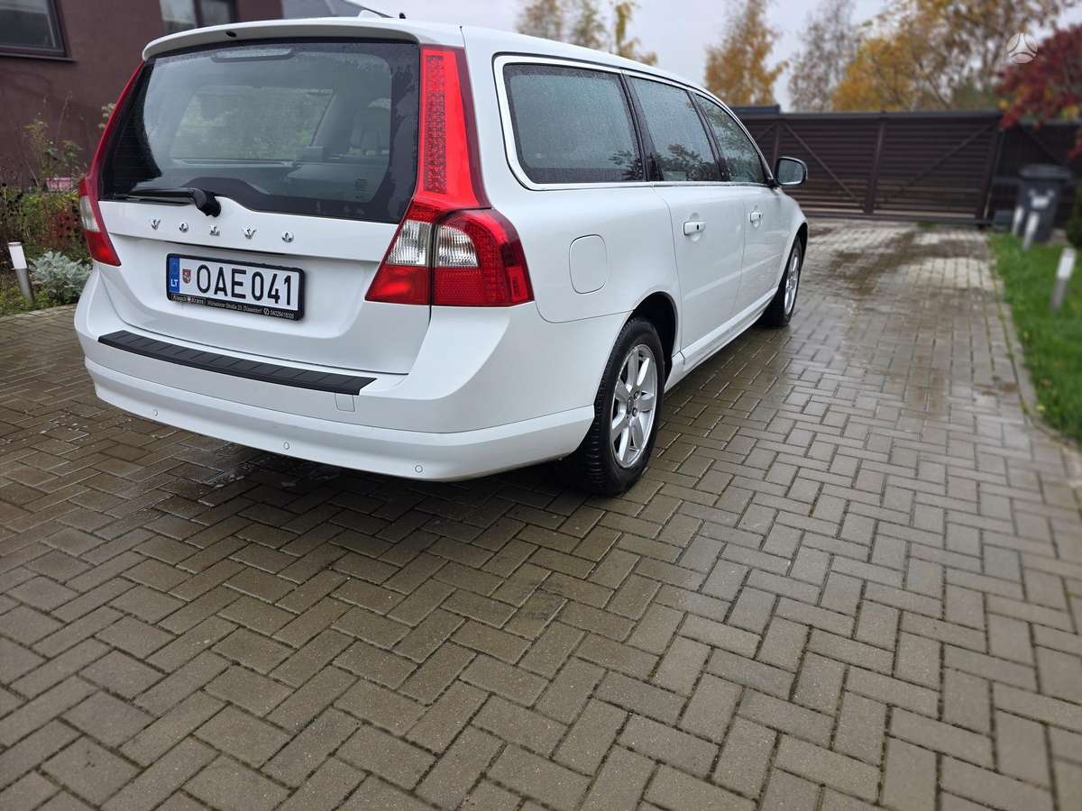 Volvo V70, 2.0 l., Универсал