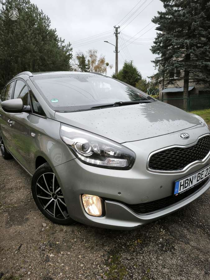 Kia Carens