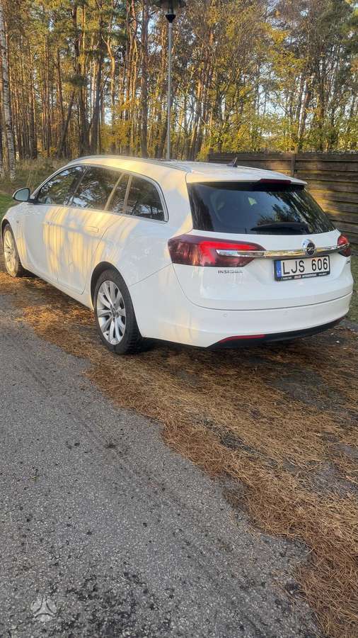 Opel Insignia, Универсал