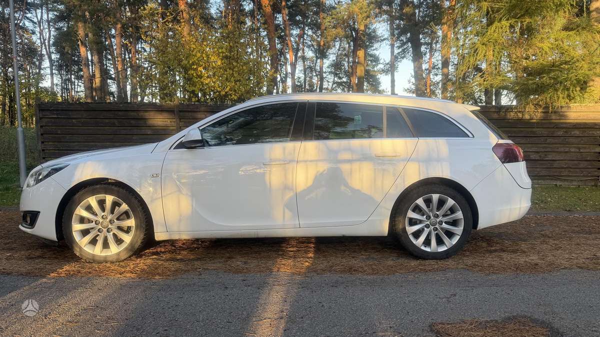 Opel Insignia, Универсал