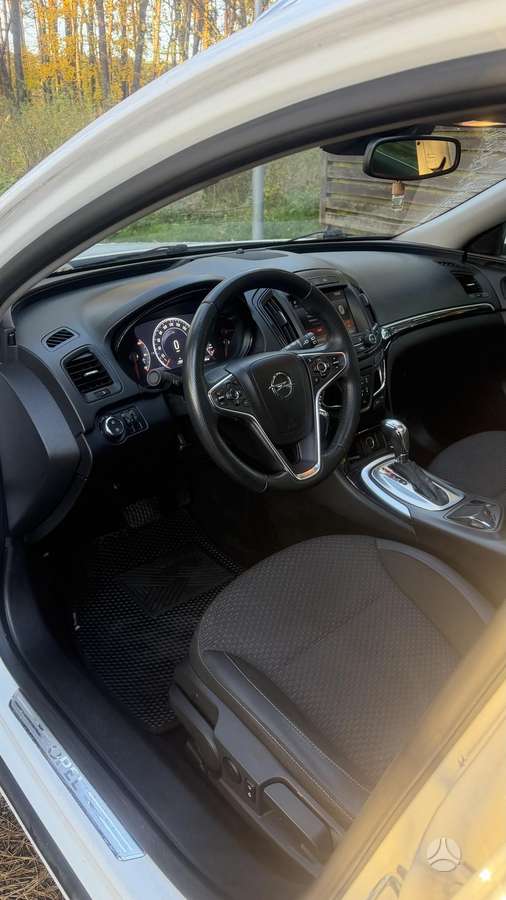 Opel Insignia, Универсал