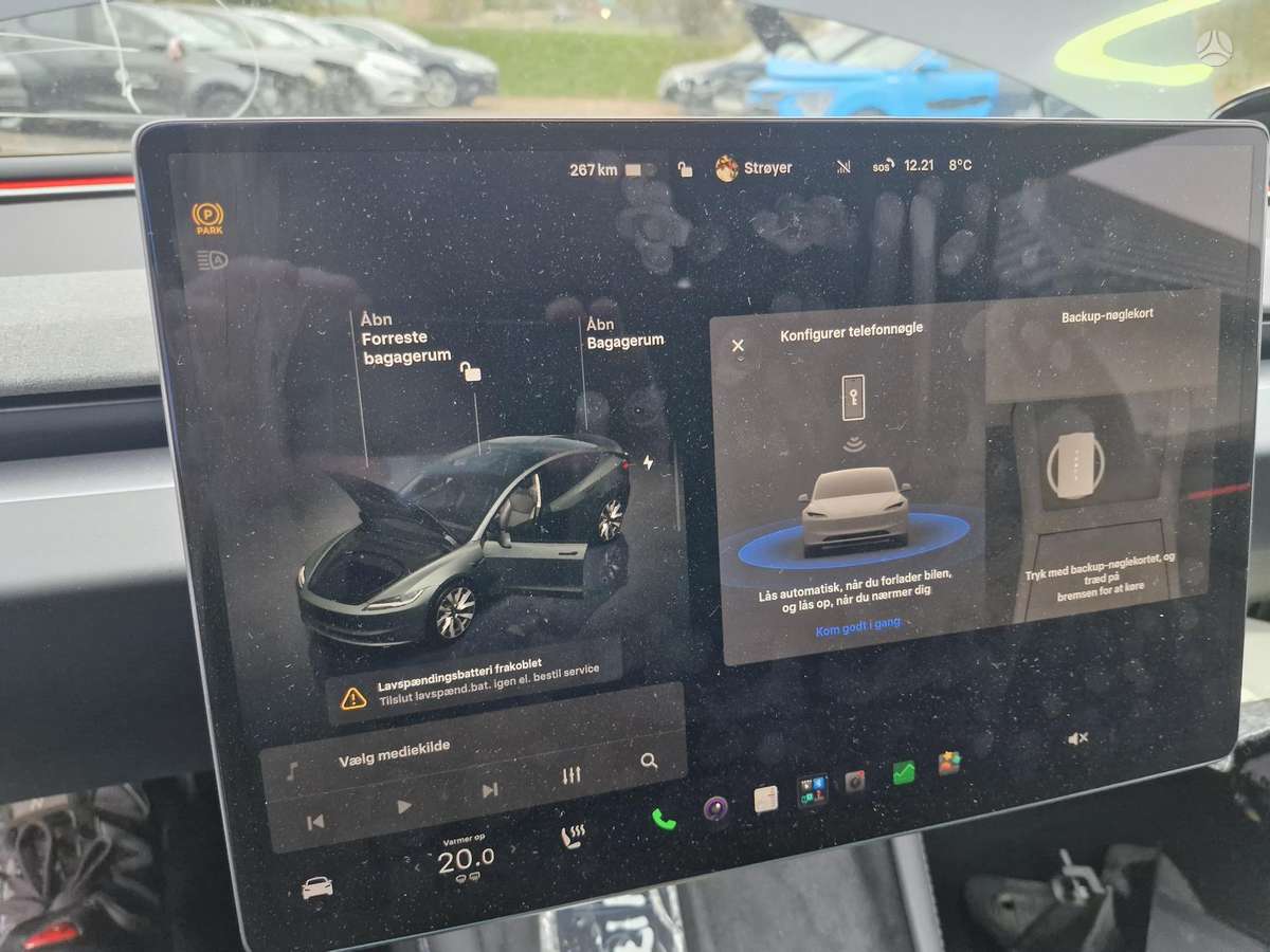 Tesla Model 3, saloon / sedan