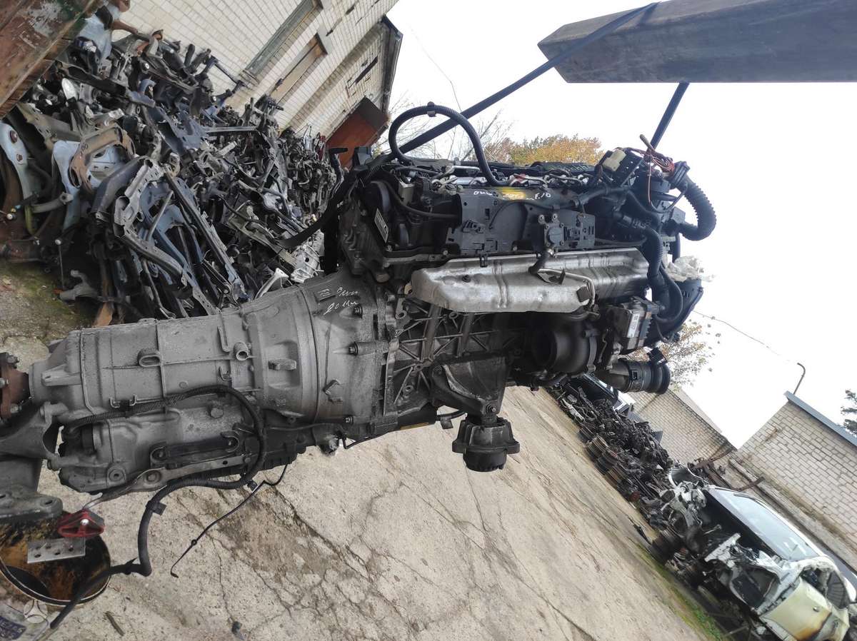 BMW 5 serija Tik variklis ir dėžė