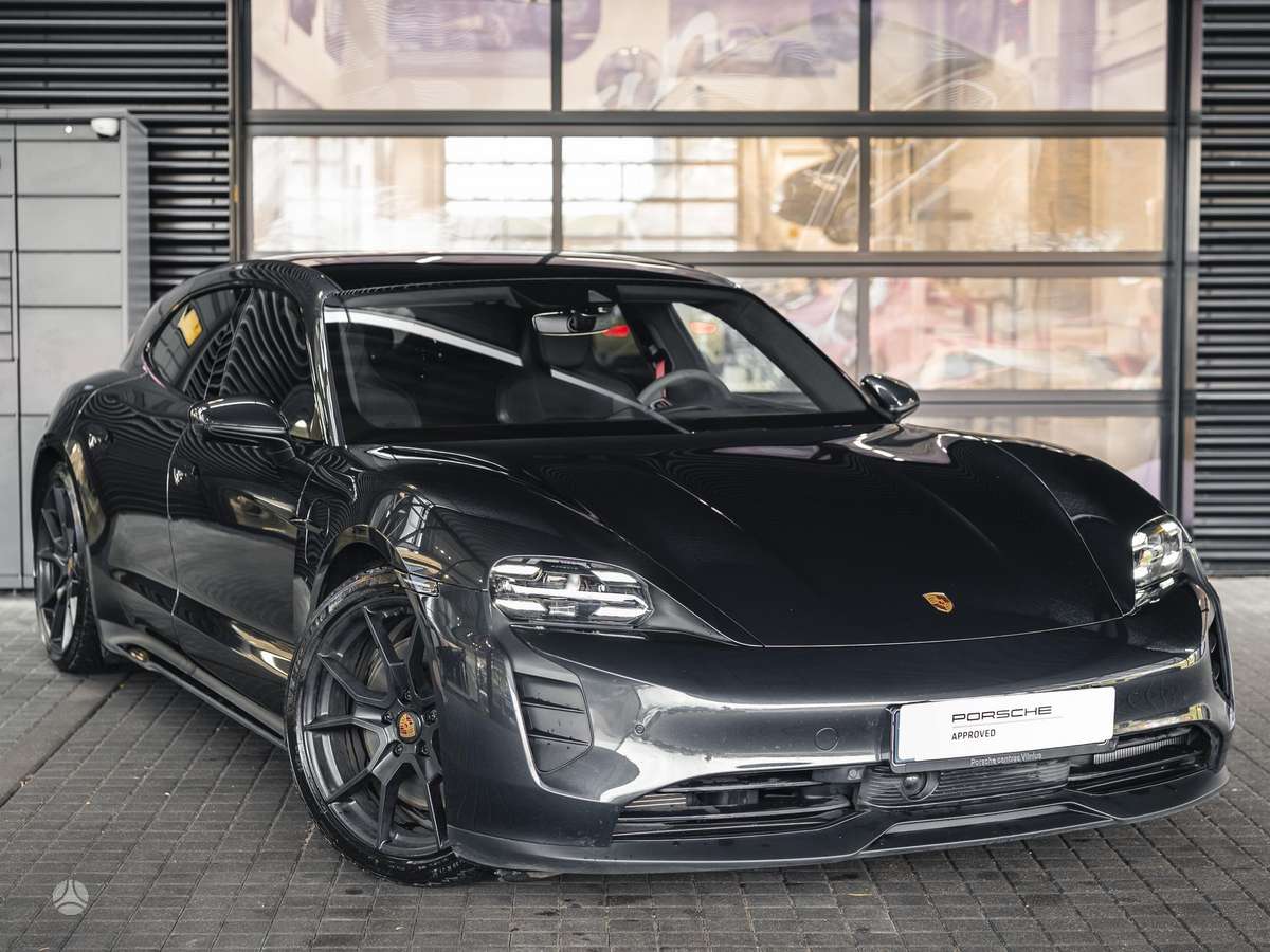 Porsche Taycan, Универсал