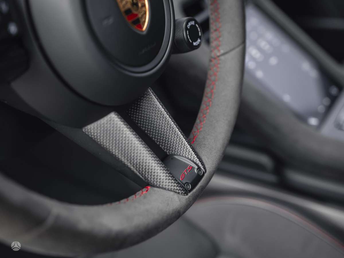 Porsche Taycan, Универсал