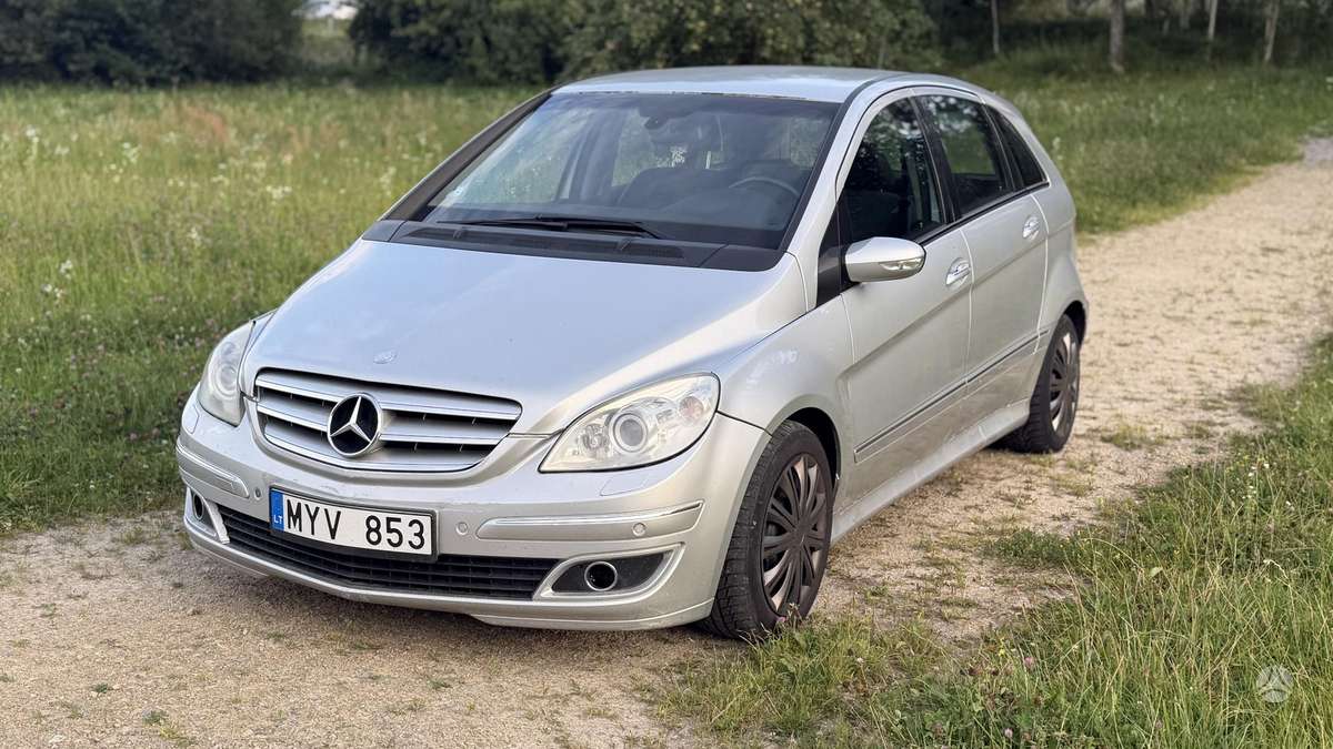 Mercedes-Benz B200