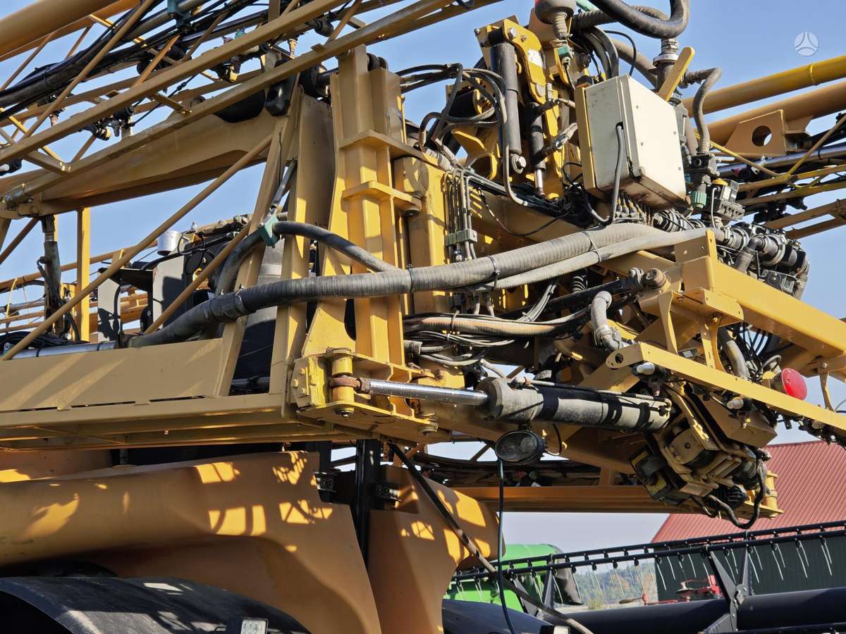 Challenger RoGator 655, self-propelled sprayers
