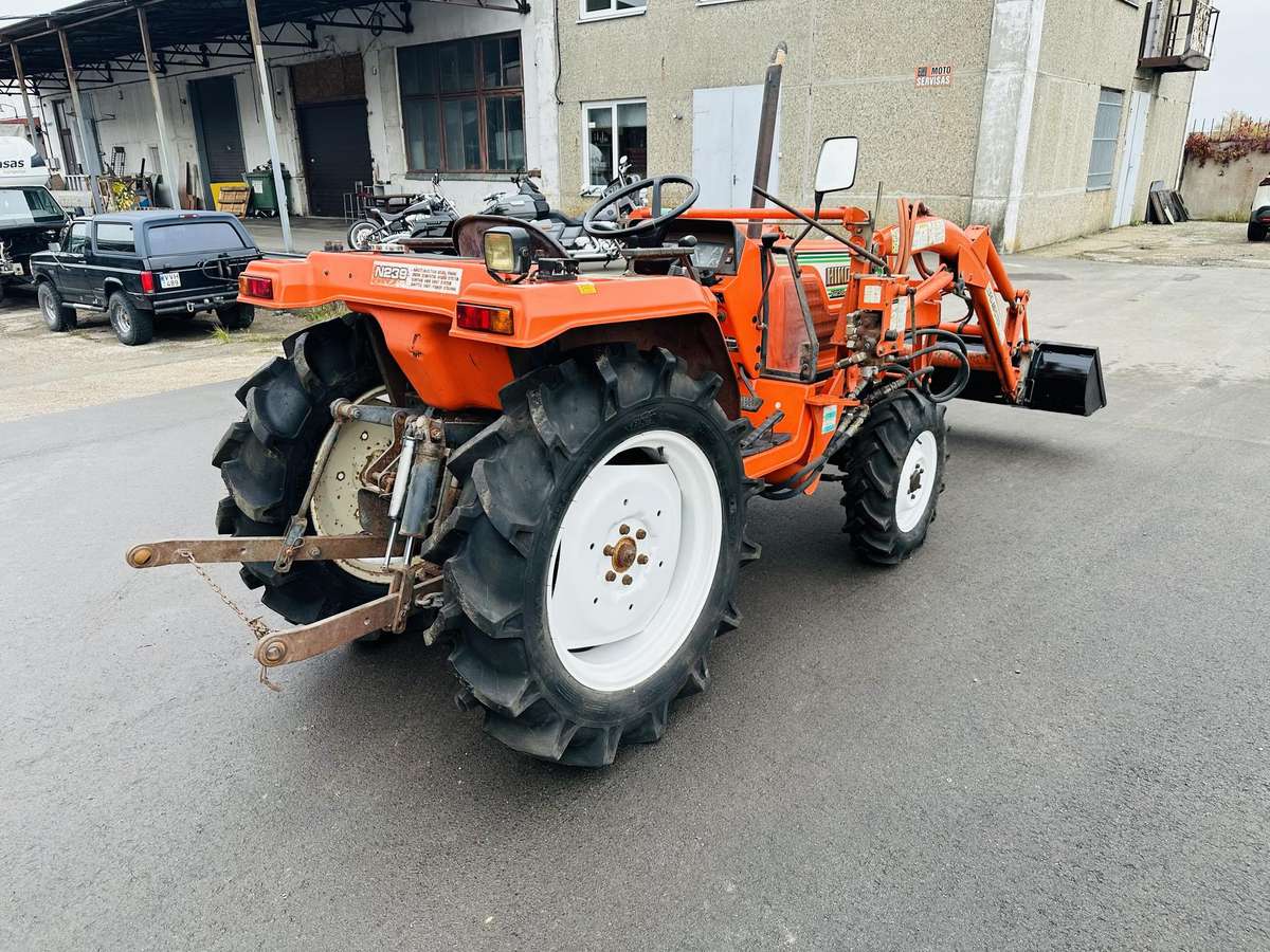 Hinomoto N239, tractors