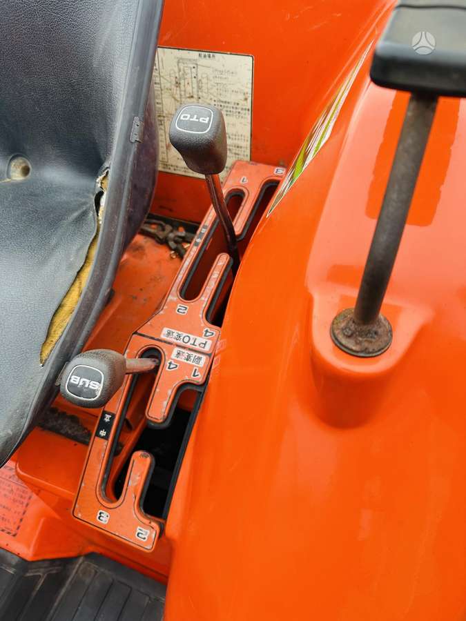 Hinomoto N239, тракторы