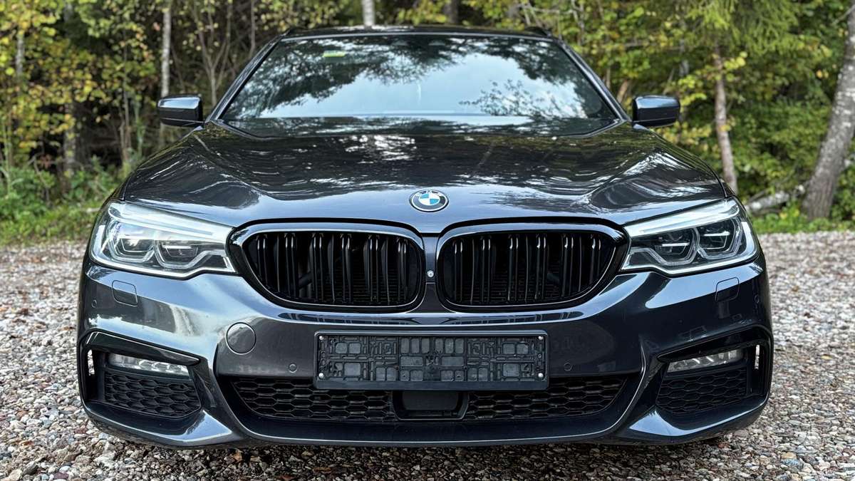 BMW 530